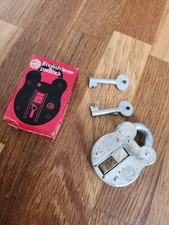 Vintage ERA Secure English