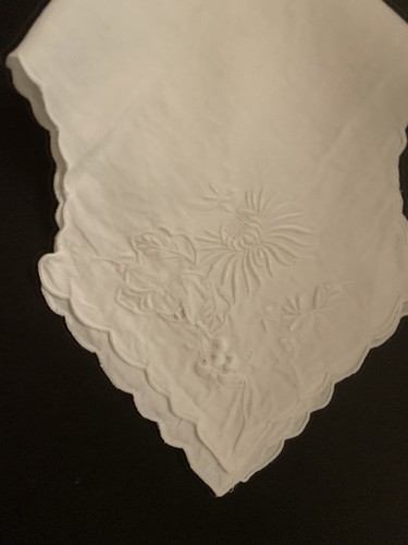 Vintage hot rolls bread basket - hot,