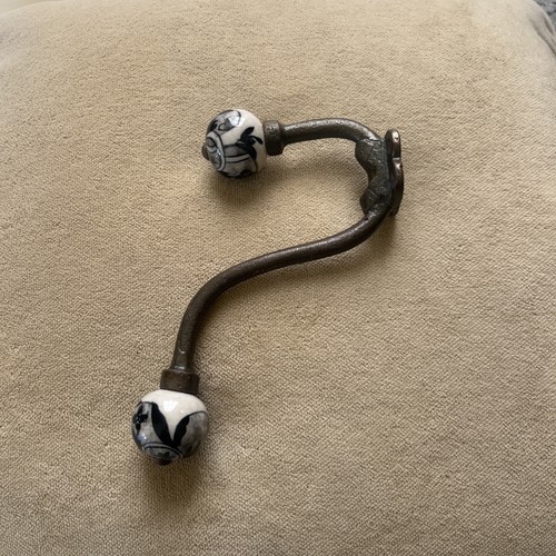 Vintage style classic - classic, cast