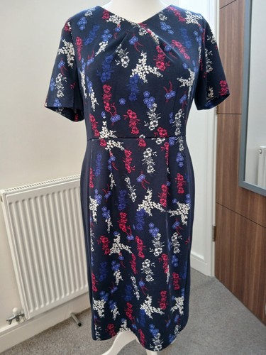 Ladies dress size 18 - size,