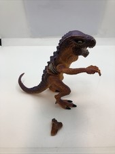 Godzilla Hatchling "Baby X" Battle Damage Toy Action Figure 1998 (B