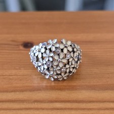 Pandora Darling Daisy Bouquet