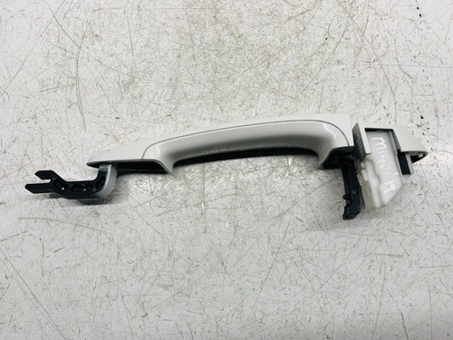 Bmw m140i door handle - m140i, p/s/f