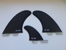 MR TWIN FIN + trailer FIBREGLASS surfboard compatible with FCS II style boxes