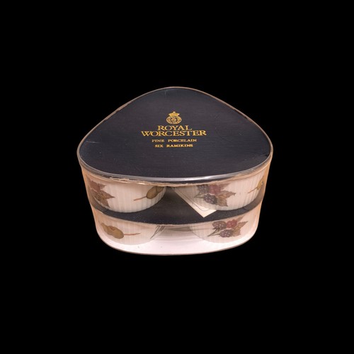 Royal worcester evesham fine - royal,