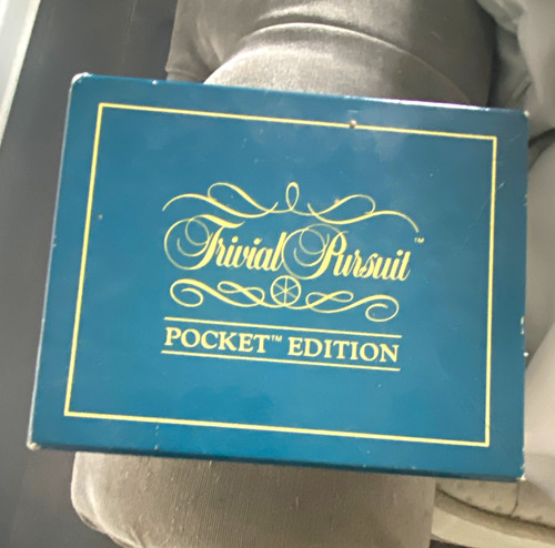 Trivial pursuit pocket - trivial,