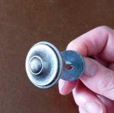 Old Brushed Nickel/Pewter Door Knob Pull Cupboard Drawer Handle Cabinet