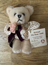 Herman Spielwaren Annual Pin Bear 1998 Limited Edition