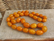 LARGE ANTIQUE YELLOW BUTTERSCOTCH EGG YOLK AMBER  BEAD NECKLACE 51GM