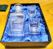 A MINIATURE DECANTER AND TWO GLASSES FOR EXETER JOCKEY CLUB RACECOURSE BOXED