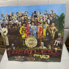 The Beatles Sgt Peppers UK