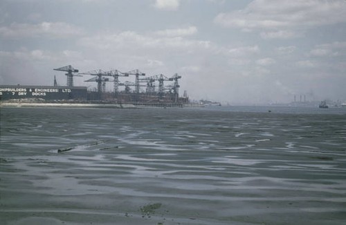 Cammell laird shipyard cranes - cammell,