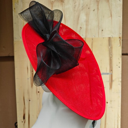 Red black large hatinator - red,