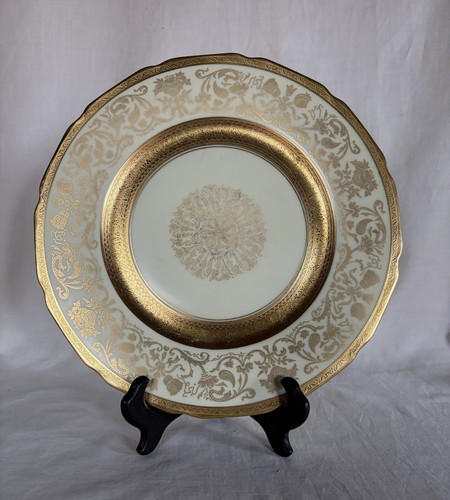 Limoges dinner plate - t&v,,