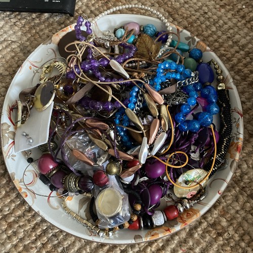 5kg costume jewellery joblot - 1.5kg,