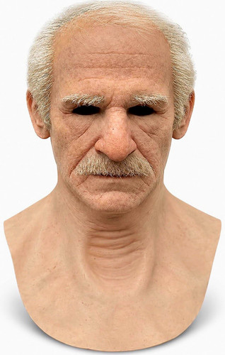 Hyper realistic old - hyper-realistic, full
