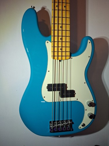 Reserve fender american - ,