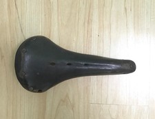 Wrights W3N classic leather saddle {1}