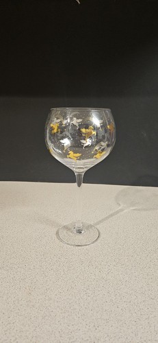 Large wine glass with - with, gold