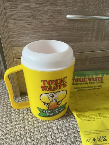 Toxic waste cup slush making - cup,