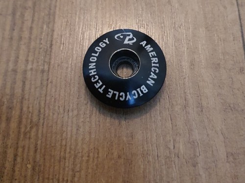Retro trek stem - cap, in