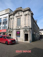 PHOTO  THE OLD COURTHOUSE