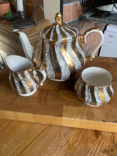 1930 sadler gold swirl - sadler,