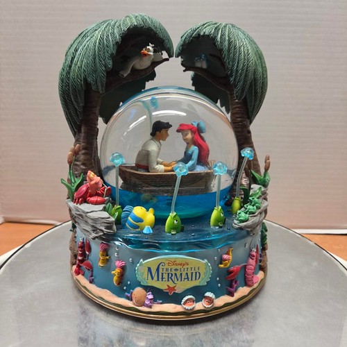 Disney the little mermaid - disney, kiss