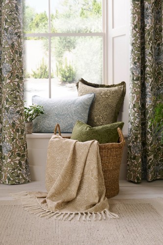 William morris home - at,
