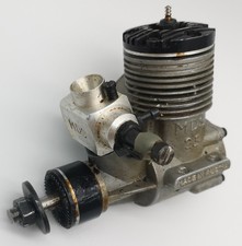 MDS 2.5cc R/C vintage glow model aircraft engine