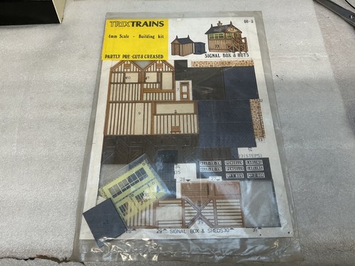 Trix trains gauge 4mm - trains,