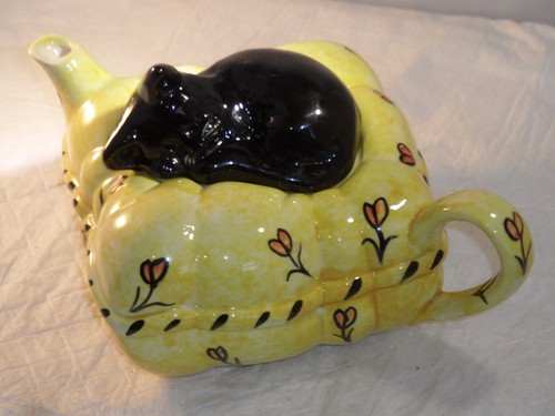 Tony carter pottery - carter, teapot