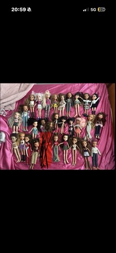 Huge vintage bratz dolls - vintage,