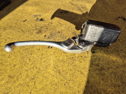 Honda vfr750 front brake - vfr750,