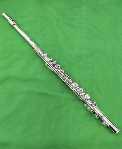 Mint yamaha yfl 212 - mint,