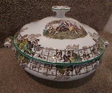 Spode Copeland England Spode's Byron Round Covered Vegetable Bowl Collectable