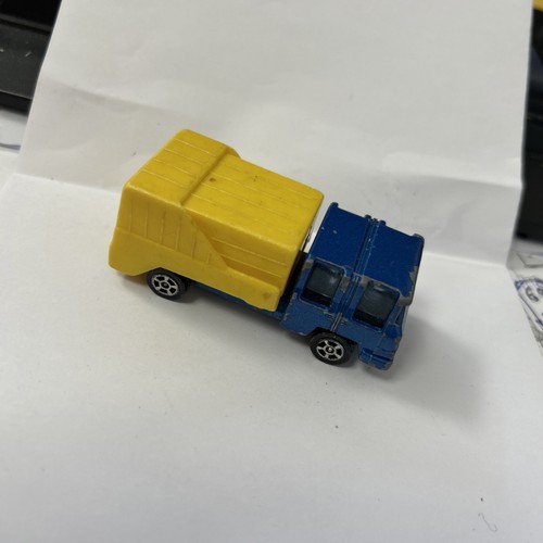 Used corgi juniors - juniors,