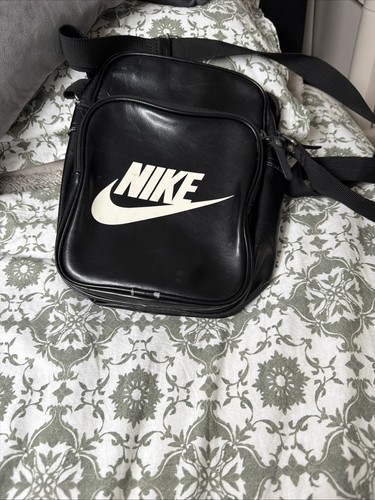 Nike heritage crossbody black - heritage,