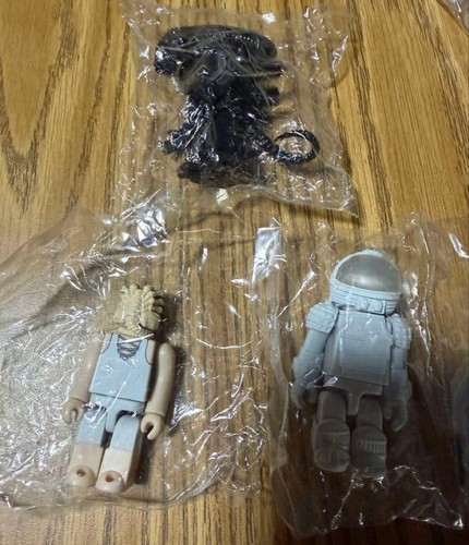 Medicom toy movie alien - medicom,