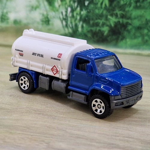 Matchbox fuel tanker utility - tanker,