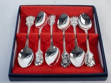 Vintage Silver Jubilee (Queen