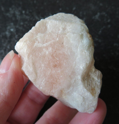 Rare peach pink morganite - /,