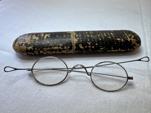 Antique wire spectacles - wire,