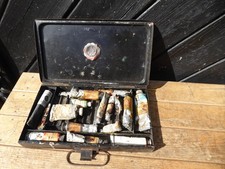 Vintage REEVES Paint Tin +