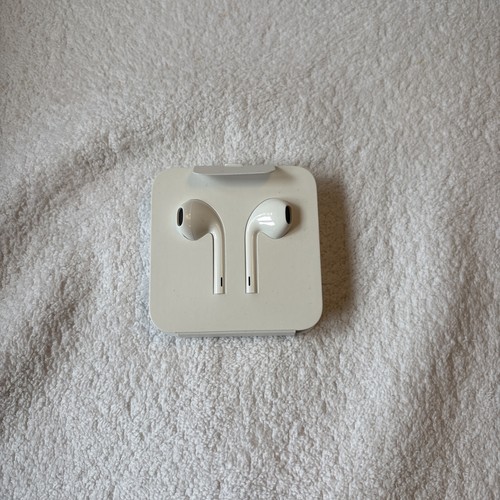 Apple wired earpods - wired, in
