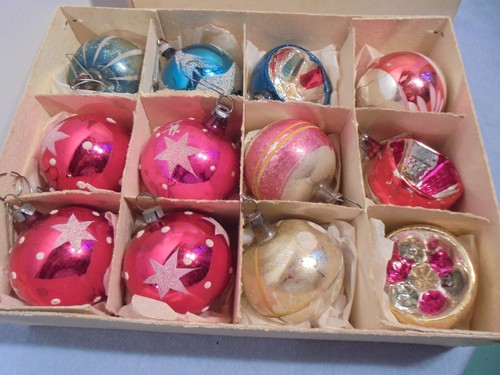 Christmas tree baubles - 12,