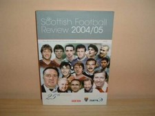 The Scottish Football Review 2004 - 05: The Official Han... Paperback / softback