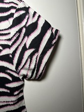 Ladies Black Pink animal print night shirt By Day Dreams Duvet Days Sz Small