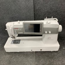 JANOME Continental M7