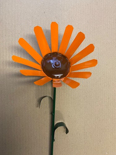 All recycled metal - , sunflower